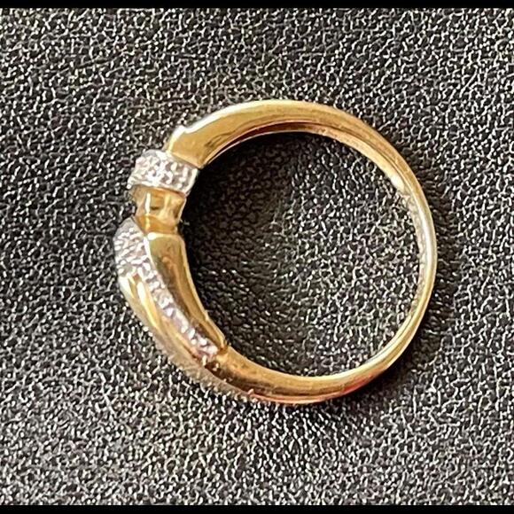 Vintage Diamond 14K Gold Ring Sz. 6 - Picture 3 of 9